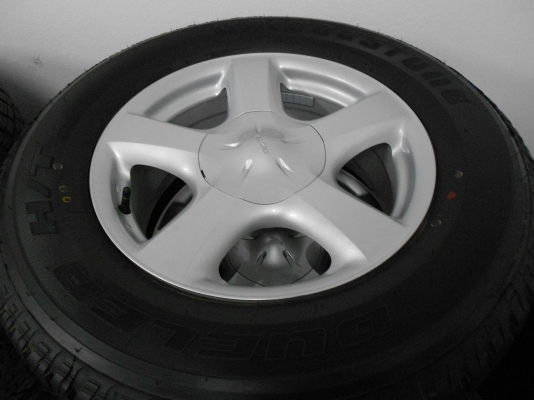 ขายล้อแม็ก All New Isuzu D-max ขอบ 17 พร้อมยางปี 12/เทิร์นได้-ใส่ฟรีค่ะ