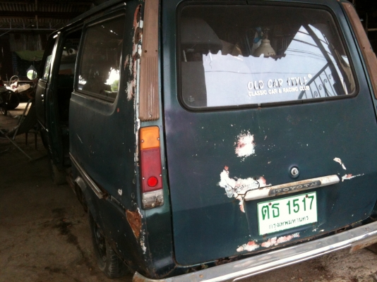 รถตู้ toyota kn 10