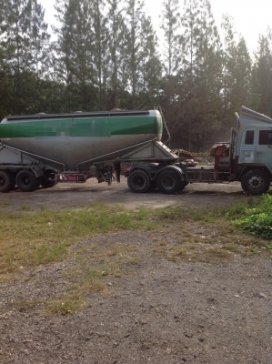 ISUZU FXZ240 หัวบางเดิม  เครื่องดีไม่เยิ้ม  คัซซีสวย หางเต้าปูนผง 35ตัน  พี่โอ๋ลำปาง มัดจำเรียบร้อยแล้วค่ะ