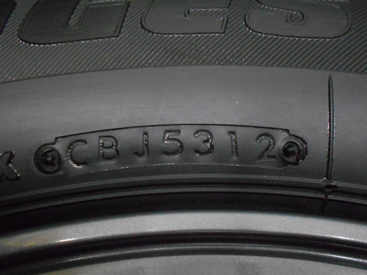 ขายยาง bridestone Duravis 215/70/16 ปลายปี 12 ถอดป้ายแดง/ถอด ถ่วง ใส่ ฟรีค่ะ ขายยาง bridestone Duravis 215/70/16 ปลายปี 12 ถอดป้ายแดง/ถอด ถ่วง ใส่ ฟรีค่ะ