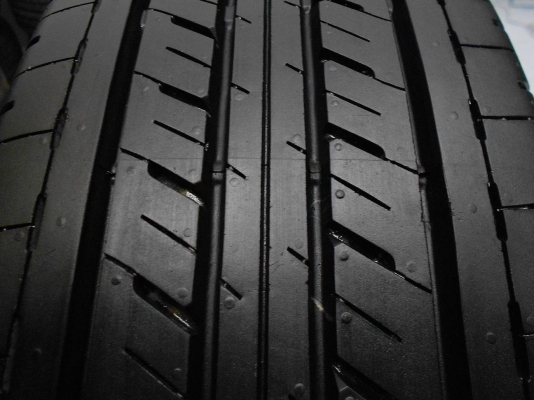 ขายยาง bridestone Duravis 215/70/16 ปลายปี 12 ถอดป้ายแดง/ถอด ถ่วง ใส่ ฟรีค่ะ ขายยาง bridestone Duravis 215/70/16 ปลายปี 12 ถอดป้ายแดง/ถอด ถ่วง ใส่ ฟรีค่ะ