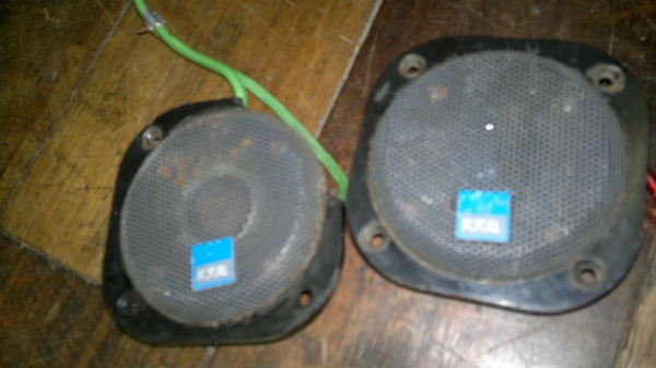 ขายลำโพงติดรถยนต์FOCALขายยกชุด1500