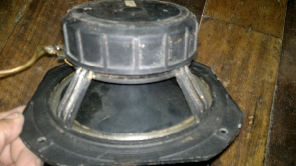 ขายลำโพงติดรถยนต์FOCALขายยกชุด1500