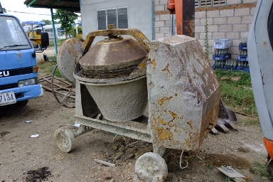 ขายโม่ปูน บราตัน ใช้งานแค่1 เดือน หมดงานขายออก โม่สภาบดีมาก