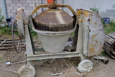 ขายโม่ปูน บราตัน ใช้งานแค่1 เดือน หมดงานขายออก โม่สภาบดีมาก