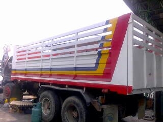 ลดราคาแล้วครับ..ขายรถ 10 ล้อ HINO FM 3 M 240 ใช้น้ำมัน รถสวยครับผม ลดราคาแล้วครับ..ขายรถ 10 ล้อ HINO FM 3 M 240 ใช้น้ำมัน รถสวยครับผม