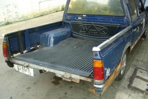 ขาย NISSAN SD23 Profressional 4 ประตู ดีเซล LD20 Turbo