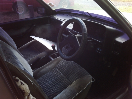 fiat 131เดิม เกียร์กระปุก ภายในใช้ไ้ด้แมก16&quot;ติดแกสทะเบียนกรุงเทพแอร์เย็น