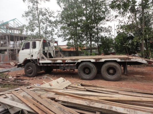 ขาย 10ล้อ 2เพลา เทเลอร์บรรทุกแม็คโฮ NISSAN 265 turo ขาย 10ล้อ 2เพลา เทเลอร์บรรทุกแม็คโฮ NISSAN 265 turo