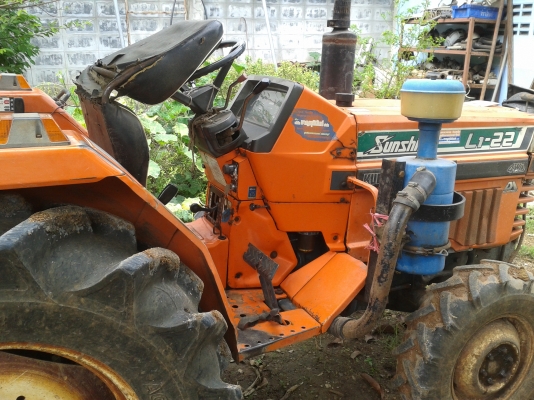 ขายรถไถkubota L1-22 2 เพลา 22แรง ขายรถไถkubota L1-22 2 เพลา 22แรง