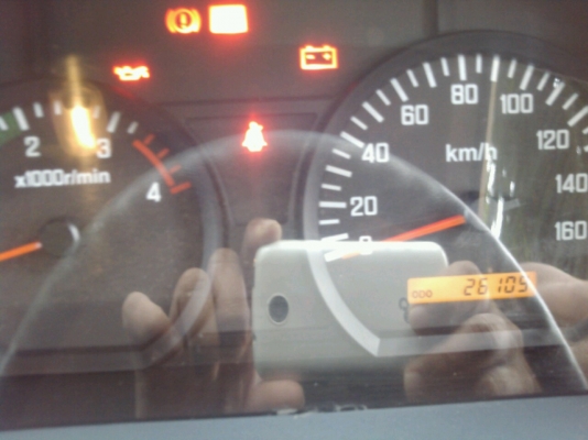 ISUZU 190 แรงม้า ปี 55 ใช้งานมาแล้ว 25,000 กิโลเมตร พร้อมขายดาวน์ค่ะ ISUZU 190 แรงม้า ปี 55 ใช้งานมาแล้ว 25,000 กิโลเมตร พร้อมขายดาวน์ค่ะ