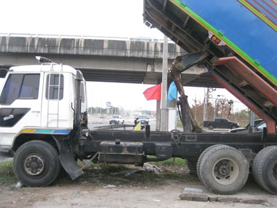 ขาย Fuso FN527M-TF2xxx สองเพลาดั้ม เครื่อง 6D16 turbo เกียร์ฮิตตั้นโทร 088-4501277