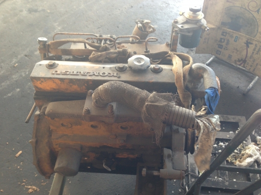 เครื่องkomatsu 4d95s-w