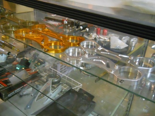 อะไหล่แต่งมือ1-2บิ๊กไบค์ทุกรุ่นสนใจสอบถามได้จร้า อะไหล่แต่งมือ1-2บิ๊กไบค์ทุกรุ่นสนใจสอบถามได้จร้า