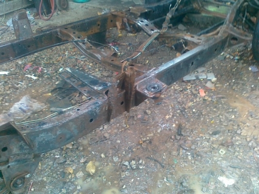 ขายคัสซีบิ๊กเอ็มฝาแดงปี95สภาพตามรูป ไม่ผุมีเหลืองๆบ้างยังแข็งแรงดีให้ครบตามรูป