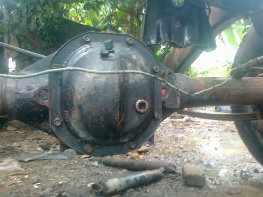 ขายคัสซีบิ๊กเอ็มฝาแดงปี95สภาพตามรูป ไม่ผุมีเหลืองๆบ้างยังแข็งแรงดีให้ครบตามรูป