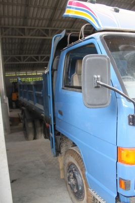 ISUZU NPR 115 แรง สภาพสวยมาก พร้อมใช้งาน