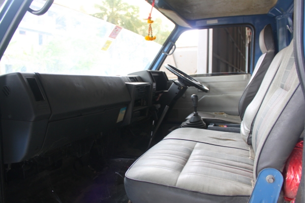 ISUZU NPR 115 แรง สภาพสวยมาก พร้อมใช้งาน