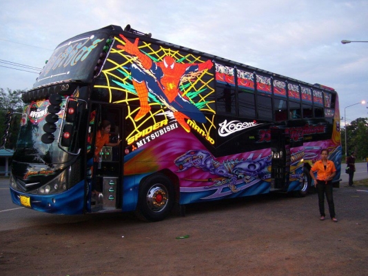 ขายรถบัสพัดลม 12 ม.โรโบค๊อป เครื่องท้าย เดวุ 360 แรงม้า (มีแสงยูร) สนใจติดต่อ 086-029-9215