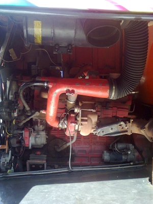 ขายรถบัสพัดลม 12 ม.โรโบค๊อป เครื่องท้าย เดวุ 360 แรงม้า (มีแสงยูร) สนใจติดต่อ 086-029-9215