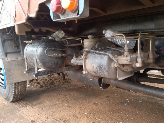 10 ล้อเพลาเดียว ร็อกกี้  FVM ดั้มเกษตร