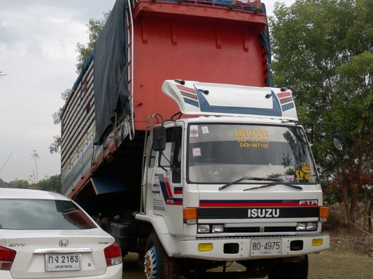 10 ล้อเพลาเดียว ร็อกกี้  FVM ดั้มเกษตร