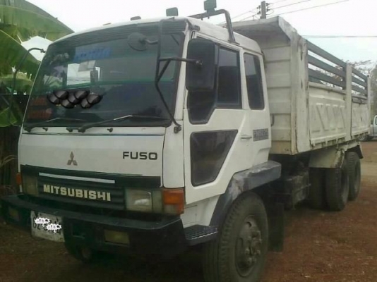 MITSUBISHI FUSO FN527 - 195 HP 6D16 TD2343 สิบล้อดั๊มพ์ 2 เพลา กระบะดั๊มพ์เหล็ก 12 ตันของสามมิตรลอนเฉียง เครื่องแน่นดีแรงดีไม่เยิ้ม หัวเก๋งสีบางเดิมภายในสวยครบ แอร์เย็น พ.เพาเวอร์ เบรคทริ๊ปฟี้ ช่วงล่างใหญ่คัชซีสวยมากๆไม่มีที่ติ ยางสภาพดี 10 เส้นประมาณ 80\%