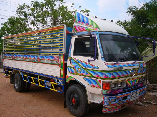 ขายรถบรรทุก 6 ล้อ Hino.  (ขายแล้ว)