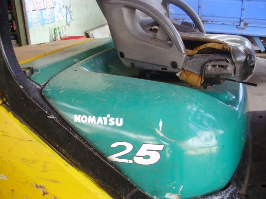 รถโฟล์คลิฟท์ 2.5 ตัน