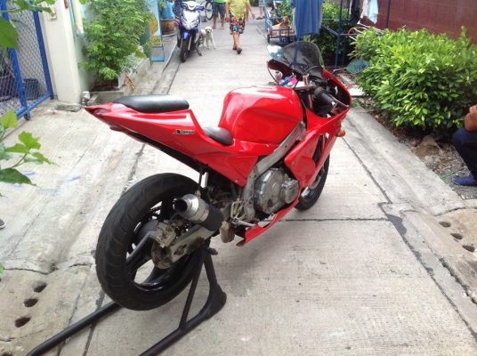 CBR 400 แฟริ่งแต่ง อินวอย CBR 400 แฟริ่งแต่ง อินวอย