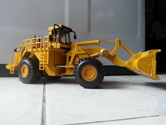 รถตักล้อยาง caterpillar 992G รายละเอียดสวยคับ รถตักล้อยาง caterpillar 992G รายละเอียดสวยคับ