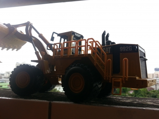 รถตักล้อยาง caterpillar 992G รายละเอียดสวยคับ รถตักล้อยาง caterpillar 992G รายละเอียดสวยคับ