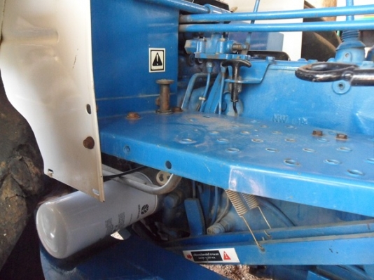 ขาย รถไถฟอร์ด6640 NEW HOLLAND 2เพลา คานหน้าคาราโร่