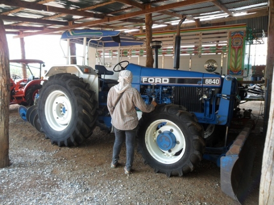 ขาย รถไถฟอร์ด6640 NEW HOLLAND 2เพลา คานหน้าคาราโร่