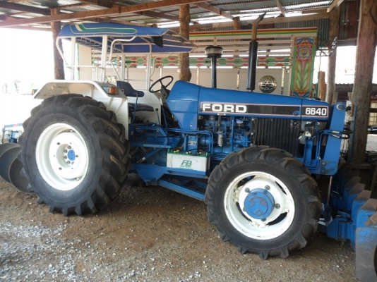 ขาย รถไถฟอร์ด6640 NEW HOLLAND 2เพลา คานหน้าคาราโร่