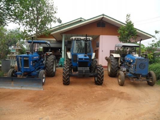 ขาย รถไถฟอร์ด6640 NEW HOLLAND 2เพลา คานหน้าคาราโร่