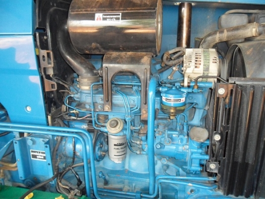 ขาย รถไถฟอร์ด6640 NEW HOLLAND 2เพลา คานหน้าคาราโร่