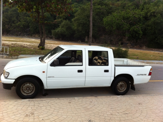 ขาย isuzu dragon eye cab 4 2500 turbo