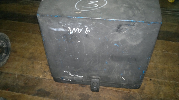 ขายกล่องใส่ของท้ายรถมอไซค์ใบใหญ่กันน้ำได้