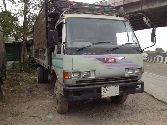 ขาย 6 ล้อดั้ม HINO FC 144 รถห้างแท้ปี40 WO6E 150แรง คัซซีสวยตลอดเส้น ดั้มเกษตร