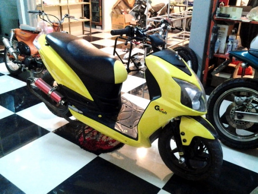 ------ ขาย สกู๊ตเตอร์สวยๆ แนวยุ่น คับ ------