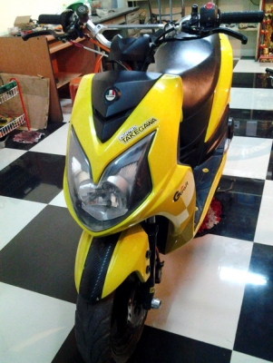 ------ ขาย สกู๊ตเตอร์สวยๆ แนวยุ่น คับ ------