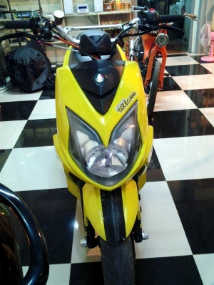 ------ ขาย สกู๊ตเตอร์สวยๆ แนวยุ่น คับ ------