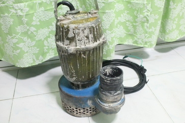 ปั๊มไดโว่สูบน้ำขนาดท่อ 3นิ้ว ยี่ห้อ kodai สภาพพร้อมใช้งานเลยครับ