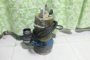 ปั๊มไดโว่สูบน้ำขนาดท่อ 3นิ้ว ยี่ห้อ kodai สภาพพร้อมใช้งานเลยครับ ปั๊มไดโว่สูบน้ำขนาดท่อ 3นิ้ว ยี่ห้อ kodai สภาพพร้อมใช้งานเลยครับ