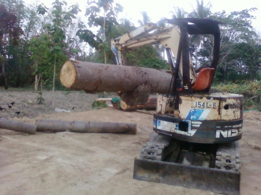 ขายแบ็คโฮ NISSAN S&amp;B เทียบเท่า pc20