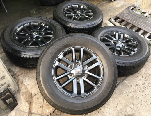 ล้อแม็ก Toyota Fortuner BMC(สีดำ) ขอบ17 พร้อมยาง 265-65-17 Bridgestone ปี 15