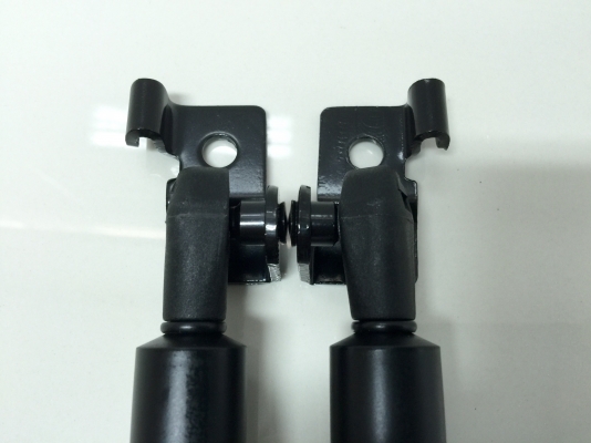 ขายโช๊คฝากระโปรงรถ TOYOTA รุ่น VIGO & FORTUNER ปี14 ขายโช๊คฝากระโปรงรถ TOYOTA รุ่น VIGO & FORTUNER ปี14