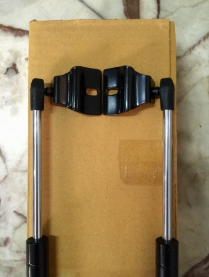 ขายโช๊คฝากระโปรงรถ TOYOTA รุ่น VIGO & FORTUNER ปี14 ขายโช๊คฝากระโปรงรถ TOYOTA รุ่น VIGO & FORTUNER ปี14