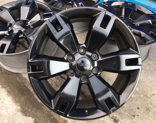 ล้อแม็ก Ford Everest ขอบ 20 สีดำ